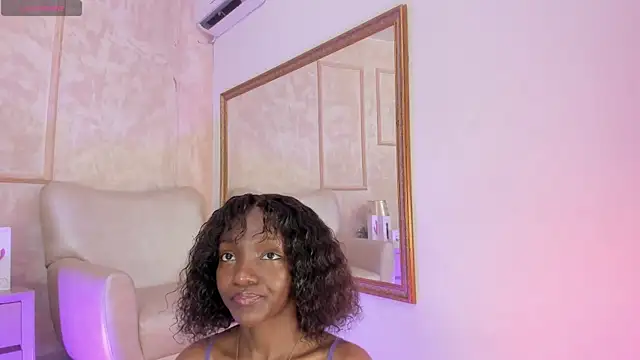 Keirahartz online show from 11/23/25, 04:56