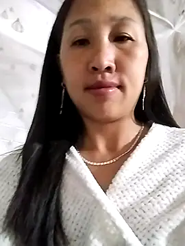 cute love00 online show from 03/06/26, 12:07