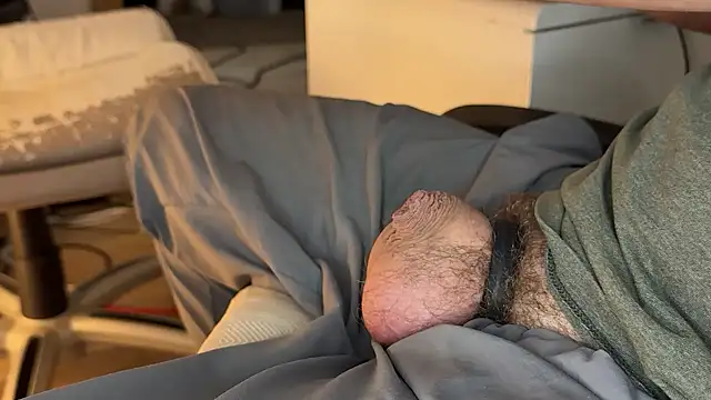 hornysmallcockgermany online show from 11/05/25, 08:36