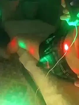 senacansu online show from 10/20/25, 06:47