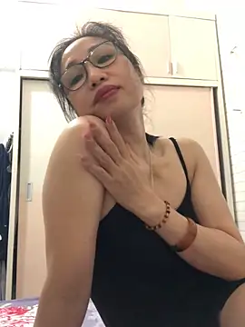 Vitamin sexy online show from 10/03/25, 12:46