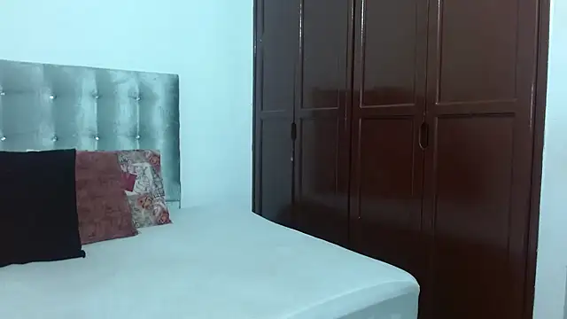 DaiishaWolf online show from 09/10/25, 07:03