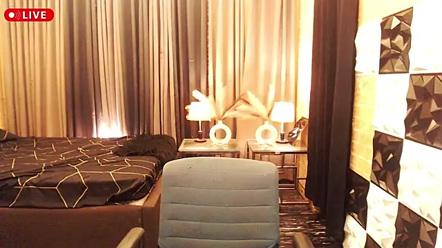 Snapshot of XinFuckingLust chatting on 09/30/25, 12:54 XinFuckingLust online show from 09/30/25, 12:54