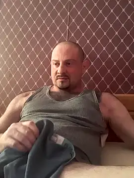 Snapshot of _NEREZA_ chatting on 09/12/25, 03:01  NEREZA  online show from 09/12/25, 03:01