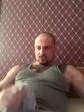 Snapshot of _NEREZA_ chatting on 09/13/25, 02:39  NEREZA  online show from 09/13/25, 02:39