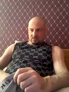 Snapshot of _NEREZA_ chatting on 09/17/25, 02:52  NEREZA  online show from 09/17/25, 02:52