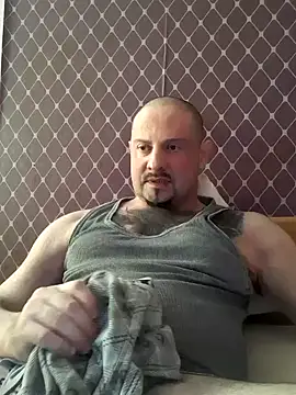 Snapshot of _NEREZA_ chatting on 09/22/25, 12:51  NEREZA  online show from 09/22/25, 12:51