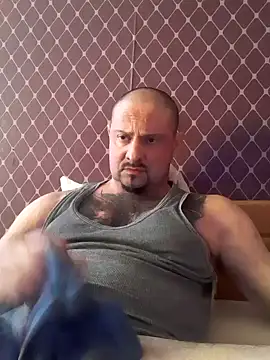 Snapshot of _NEREZA_ chatting on 09/23/25, 02:20  NEREZA  online show from 09/23/25, 02:20