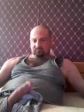 Snapshot of _NEREZA_ chatting on 10/11/25, 03:10  NEREZA  online show from 10/11/25, 03:10