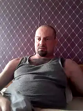 Snapshot of _NEREZA_ chatting on 10/15/25, 01:33  NEREZA  online show from 10/15/25, 01:33