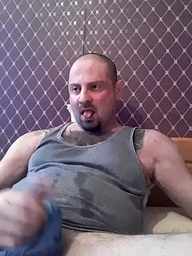 Snapshot of _NEREZA_ chatting on 10/16/25, 03:24  NEREZA  online show from 10/16/25, 03:24