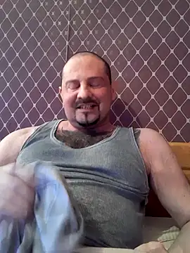 Snapshot of _NEREZA_ chatting on 05/23/26, 02:32 NEREZA online show from 05/23/26, 02:32