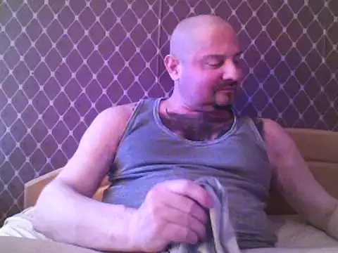 Snapshot of _NEREZA_ chatting on 05/26/26, 04:14 NEREZA online show from 05/26/26, 04:14