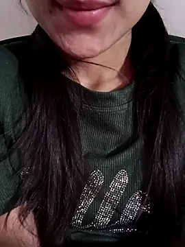 Cute radhaaa online show from 11/08/25, 10:04