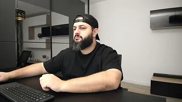 DravenPeak online show from 12/17/25, 03:07