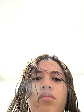 butterfly777  online show from 09/29/25, 11:04