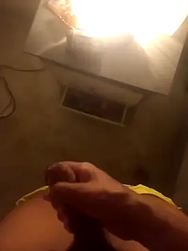 Snapshot of Jota_Alejand chatting on 09/17/25, 04:58 Jota Alejand online show from 09/17/25, 04:58