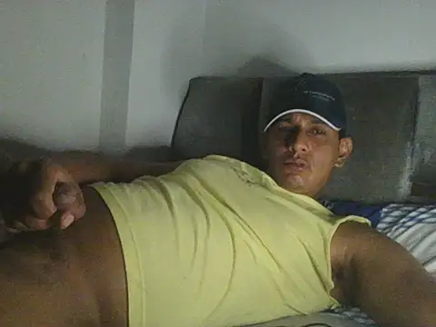 Snapshot of Jota_Alejand chatting on 10/28/25, 06:17 Jota Alejand online show from 10/28/25, 06:17