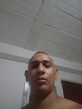 Jota Alejand online show from 11/07/25, 02:17