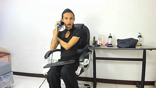 Aisha hotts777 online show from 11/14/25, 03:49