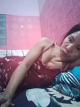 oceanlover23 online show from 12/01/25, 07:57