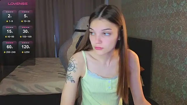 Snapshot of magic_shy_ chatting on 09/25/25, 01:20 magic shy  online show from 09/25/25, 01:20