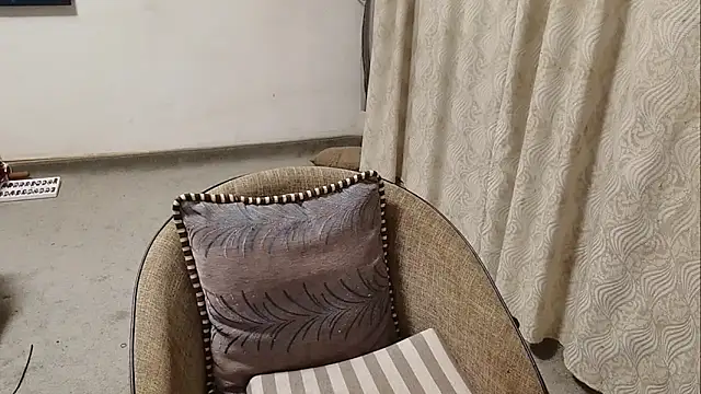 Shi luo2025 online show from 09/17/25, 03:46