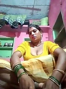 sanjna sharmaa online show from 09/10/25, 03:12