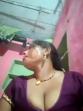 sanjna sharmaa online show from 09/17/25, 03:35