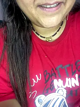 indian-hotmilfs online show from 11/07/25, 03:06