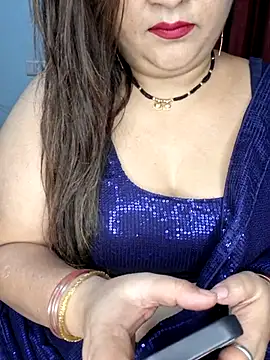 indian-hotmilfs online show from 11/21/25, 11:03