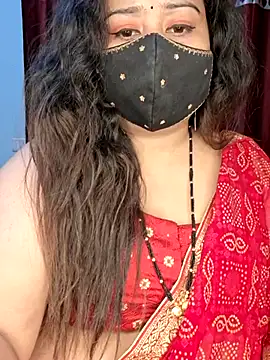 indian-hotmilfs online show from 07/07/26, 04:11