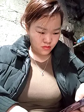 sukabae00 online show from 03/12/26, 12:39