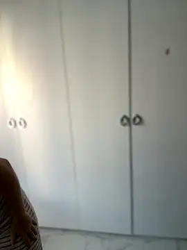 TenderLaGlamor online show from 10/07/25, 12:35