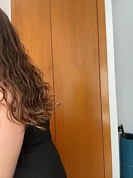 TenderLaGlamor online show from 02/26/26, 12:37