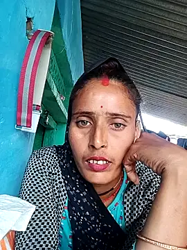 Snapshot of Arti13A chatting on 10/30/25, 10:16 Arti13A online show from 10/30/25, 10:16