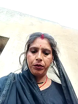 Snapshot of Arti13A chatting on 02/28/26, 01:39 Arti13A online show from 02/28/26, 01:39