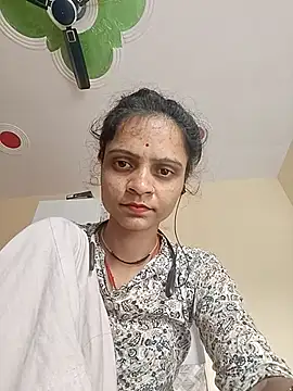 Snapshot of Sonam_dhakad chatting on 09/10/25, 07:41 Sonam dhakad online show from 09/10/25, 07:41