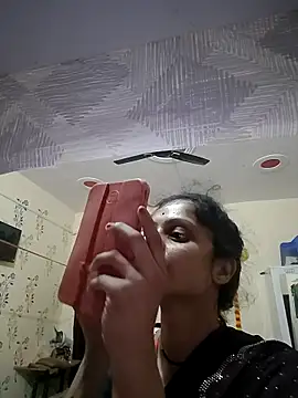 Snapshot of Sonam_dhakad chatting on 09/24/25, 06:22 Sonam dhakad online show from 09/24/25, 06:22