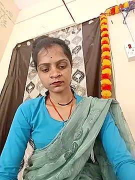 Snapshot of Sonam_dhakad chatting on 10/15/25, 09:20 Sonam dhakad online show from 10/15/25, 09:20