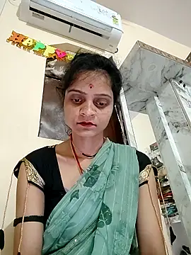 Snapshot of Sonam_dhakad chatting on 10/29/25, 04:42 Sonam dhakad online show from 10/29/25, 04:42