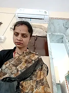 Snapshot of Sonam_dhakad chatting on 11/29/25, 06:38 Sonam dhakad online show from 11/29/25, 06:38