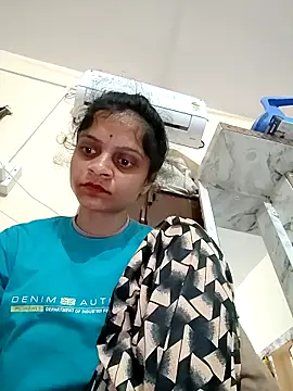 Snapshot of Sonam_dhakad chatting on 12/15/25, 06:23 Sonam dhakad online show from 12/15/25, 06:23