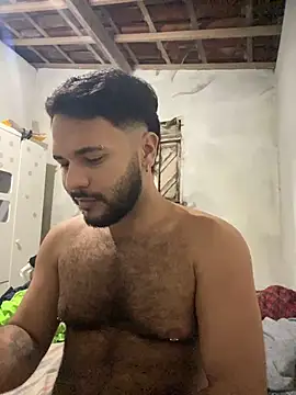 Snapshot of spiderfindom chatting on 06/23/26, 03:37 spiderfindom online show from 06/23/26, 03:37
