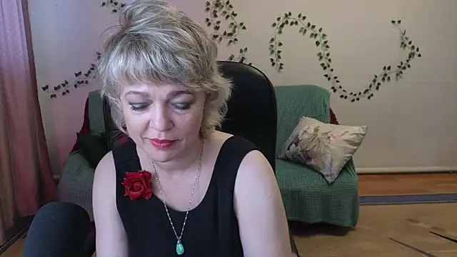 Snapshot of Rosette_Pricky chatting on 06/11/26, 02:04 Rosette Pricky online show from 06/11/26, 02:04