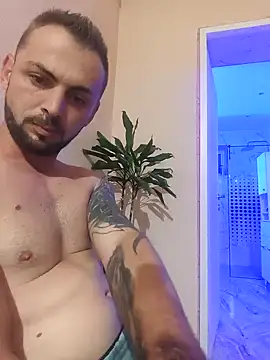 papichulo0099 online show from 10/25/25, 01:35