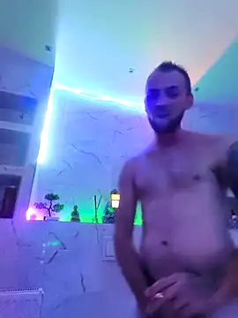 papichulo0099 online show from 10/25/25, 07:30