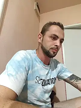 papichulo0099 online show from 11/10/25, 07:35