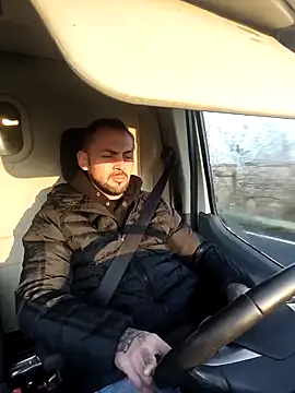 papichulo0099 online show from 11/24/25, 06:35