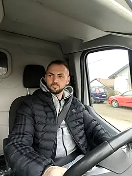 papichulo0099 online show from 11/27/25, 07:32